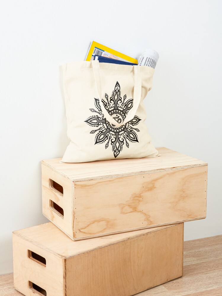 Intricate Yoga Om Star Tote Ba - đánh giá và giá Luxury Yoga Bags