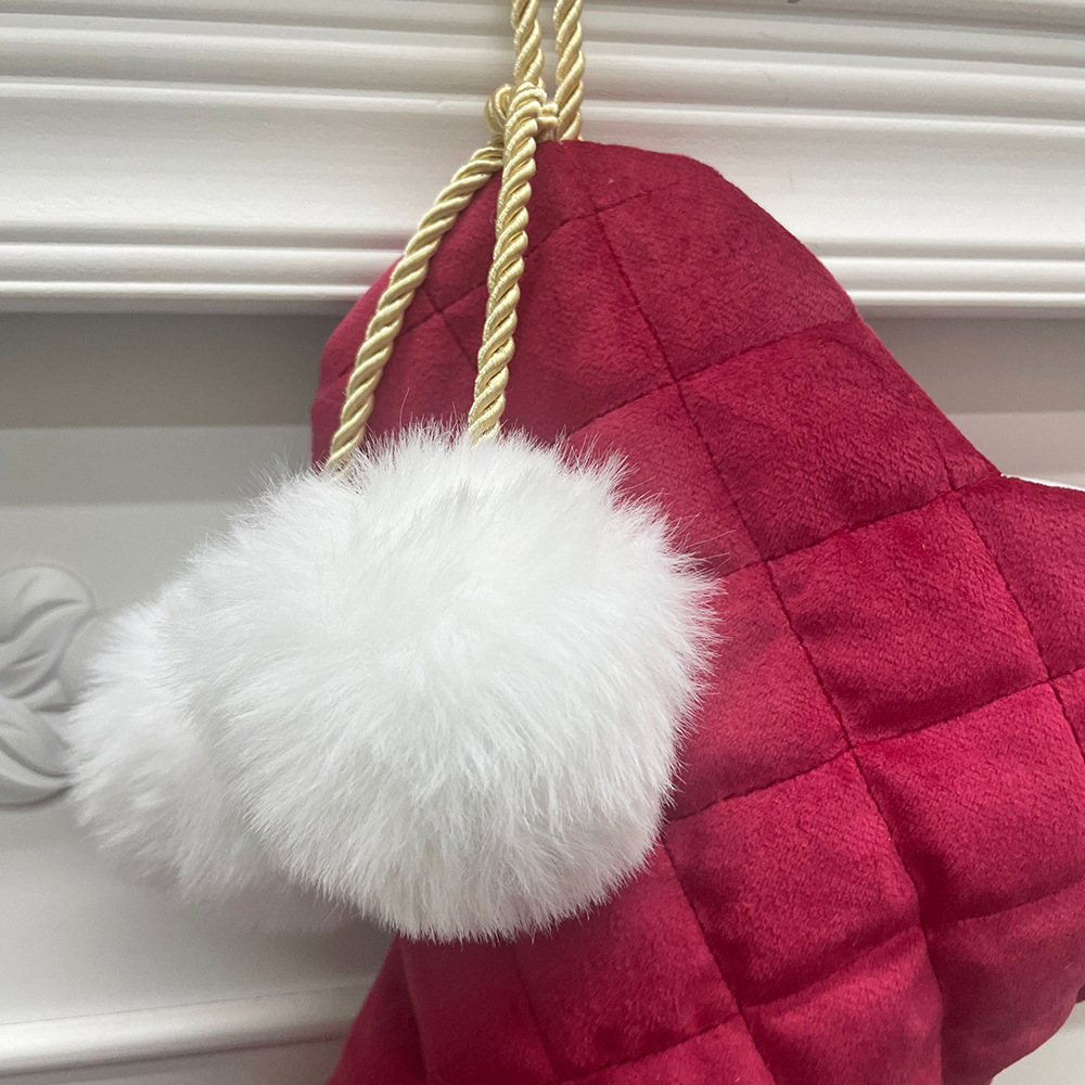 Quilted Dog Christmas Stocking - đánh giá và giá Luxury Xmas Bags