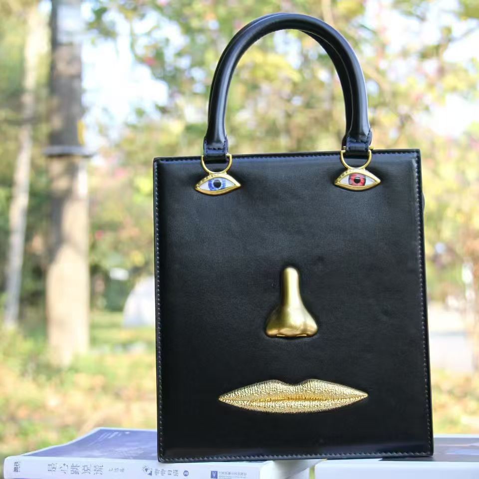 Luxury Designer Human Face Pat - đánh giá và giá Luxury Bags To Sell